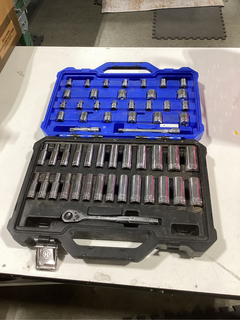 Condition photo showing Good Condition for kobalt 55 -piece metric and standard (sae) mechanics tool set with hard case