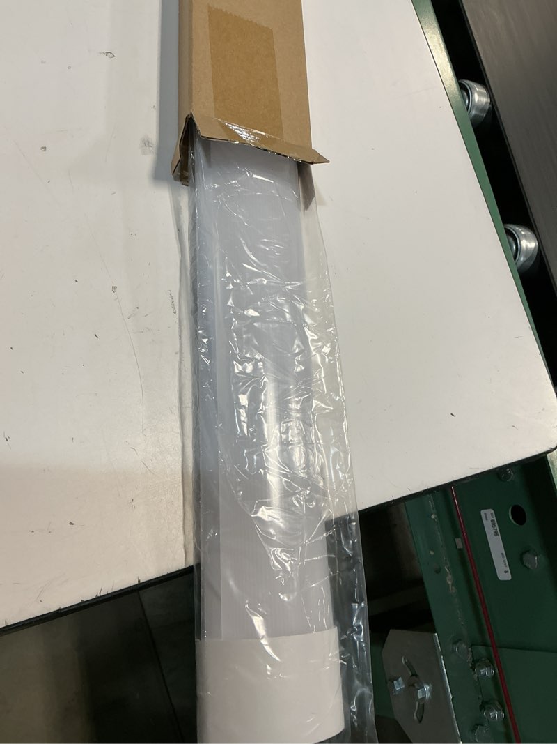 Condition photo showing Good Condition for 1 Packs 3FT LED Batten Light, Slim Ceiling Surface Mounted Light, 30W, 4000K, IP20, LED Ceiling Lamp for Garage, Shop, Hallway, Office, Market Plastic 1 PCS