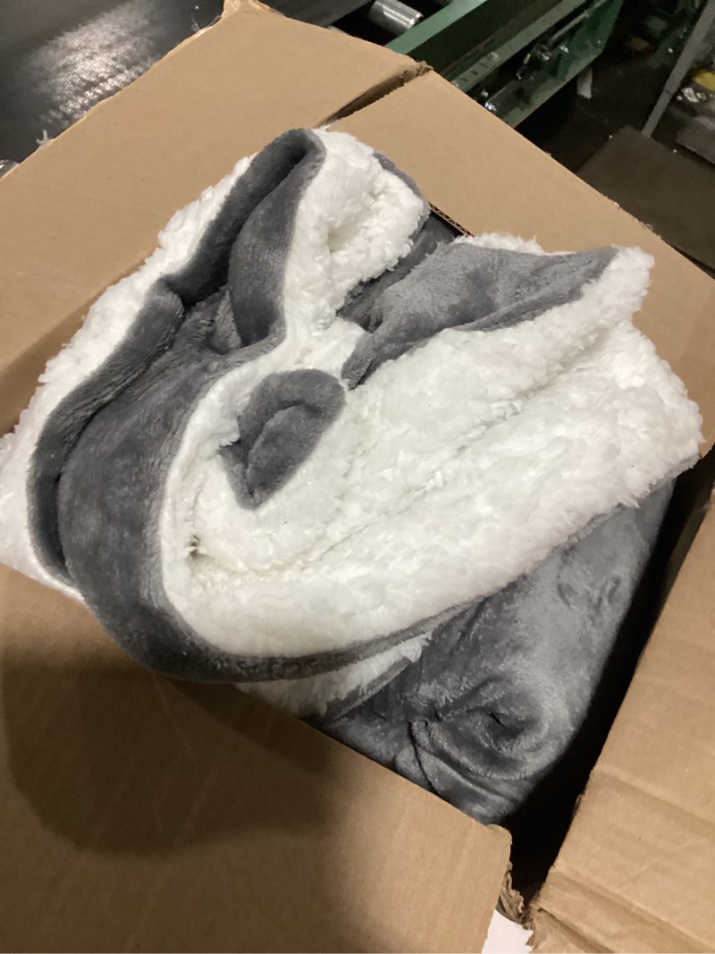 Condition photo showing Good Condition for Genteele Sherpa Blanket - 50 x 60 Inch Fuzzy, Super Soft Throw Blankets for Couch, Bed & Sofa - Cozy, Plush Reversible Fleece Blanket Alternative - Gray/White