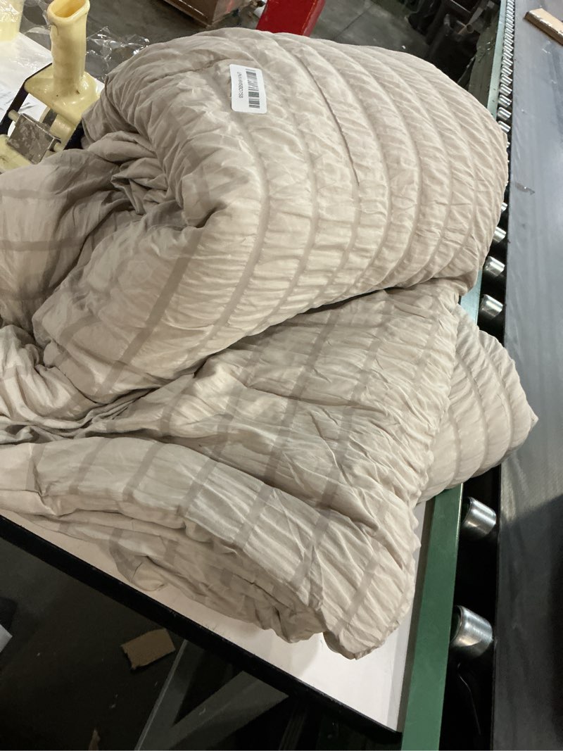 Condition photo showing As Is for CozyLux Queen Comforter Set Oatmeal Seersucker 7 Pieces Bed in a Bag Queen Comforter Set with Sheets Luxury Soft Bedding Set with Down Alternative Comforter, Sheets, Pillowcases & Shams for All Season Oatmeal Queen