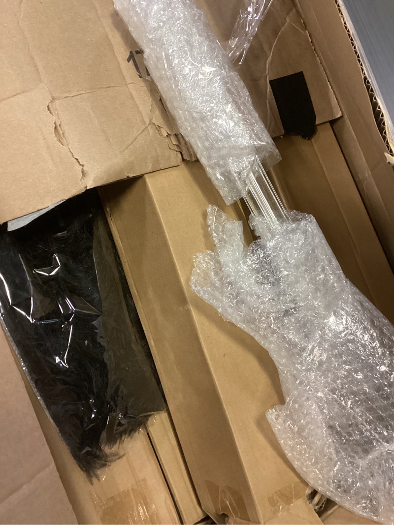Condition photo showing Good Condition for meekoo 6 Pcs Eiffel Tower Vases for Centerpieces with Ostrich Feathers 20 Inch Tall Skinny Clear Glass Extra Large Long Flower Vase for Wedding Flower Arrangement Home Decoration(Black)