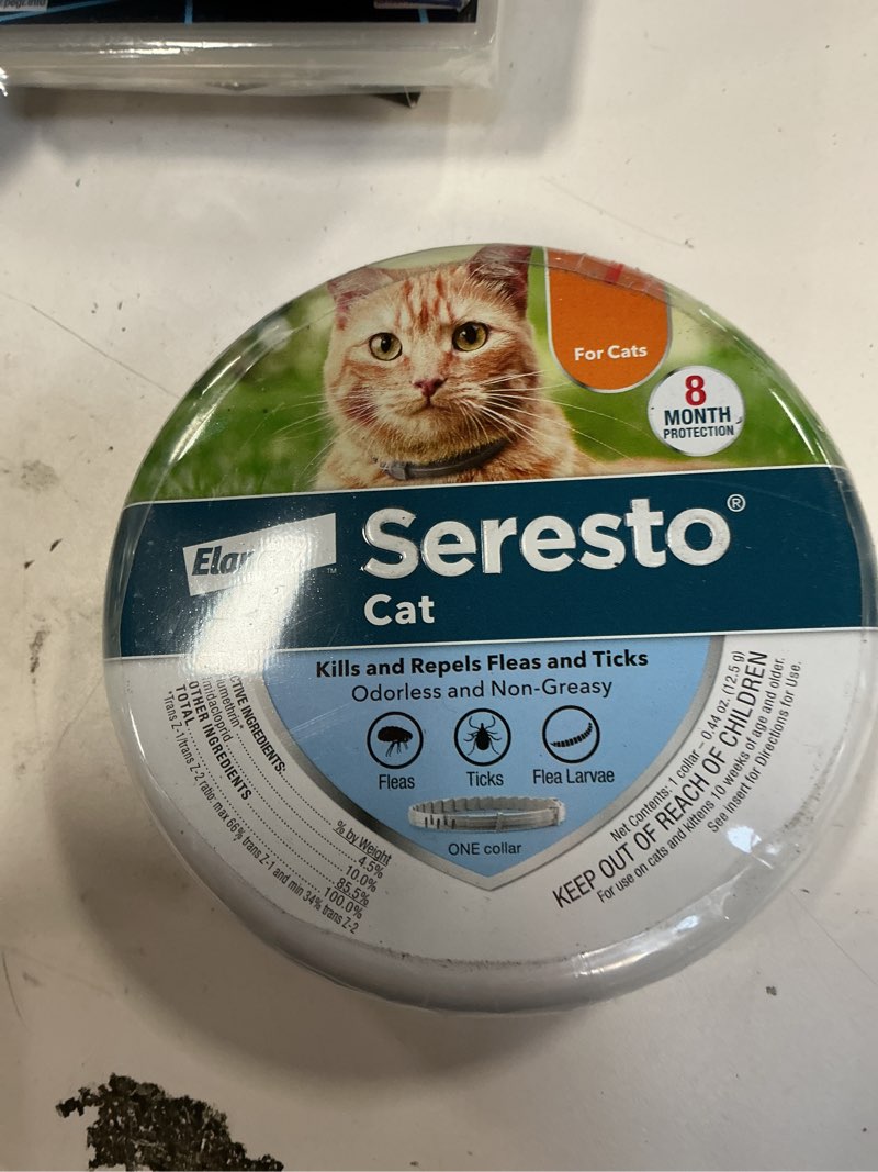 Condition photo showing New/Like New for Seresto Cat Vet-Recommended Flea & Tick Treatment & Prevention Collar for Cats | 8 Months Protection 1 Pack