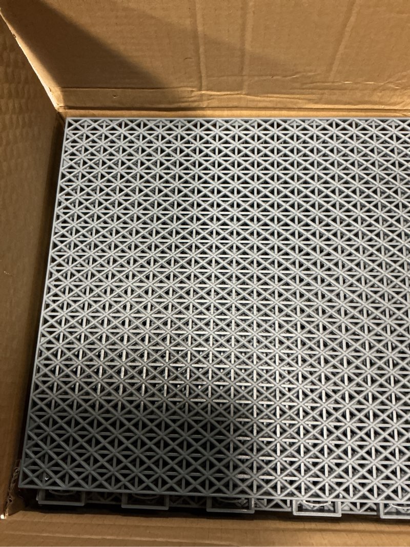 Condition photo showing Good Condition for fast-drying outdoor decking for garden, kennel, storage shed, basement, garage, patio, bathroom, 10 pcs 12''x12''x0.59'' heavy-duty interlocking decking tiles, maximum bearing capacity up to 6613 lbs 12‘’*12‘’*0.59‘’ 10 pcs fast-drying deckings