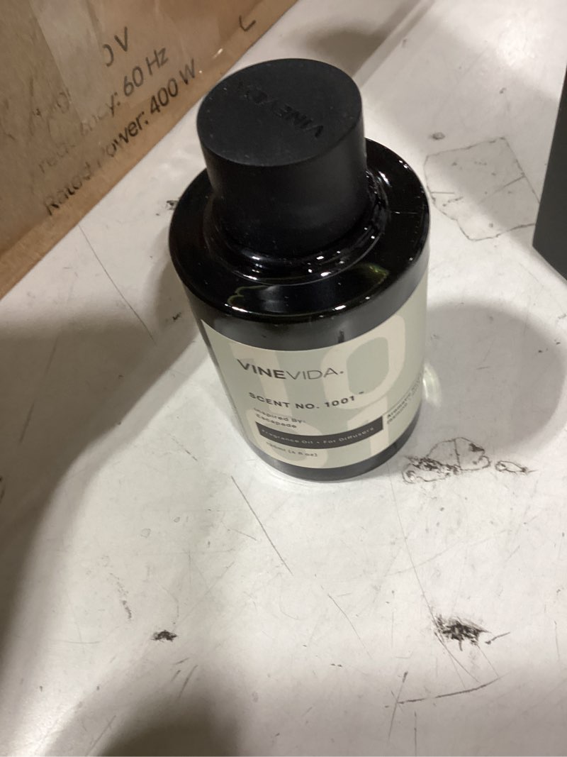 Condition photo showing New/Like New for vinevida (4oz) hotel diffuser oil - home luxury scents - cold air diffuser oil | essential oil no.1001 inspired by ritz carlton no.1001 escapade 4 fl oz (pack of 1)