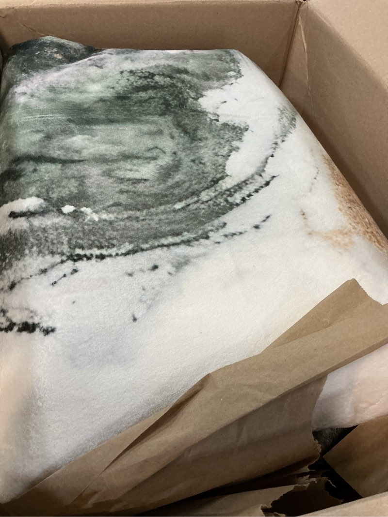 Condition photo showing Good Condition for yinhua 9x12 living room rug, marble washable rug green and gold, non slip large area rug non shedding, low pile modern rugs stain resistant, soft carpet for bedroom kitchen office green rug 9x12