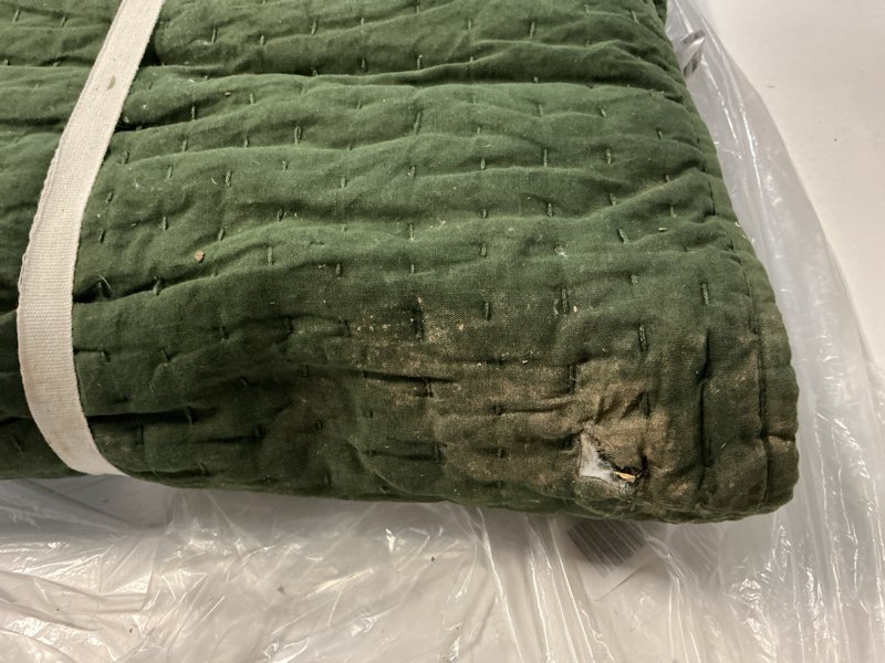 Condition photo showing As Is for european linen cotton stitch quilt, king/cal king, pine