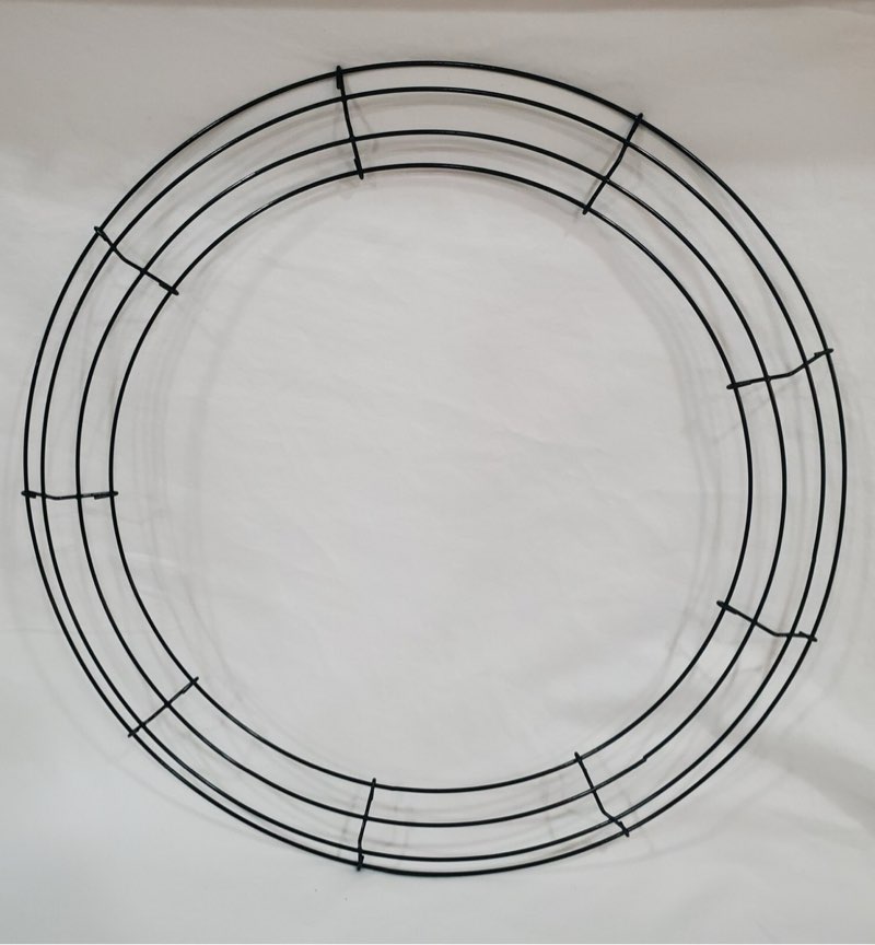 18" Metal Wreath Form
