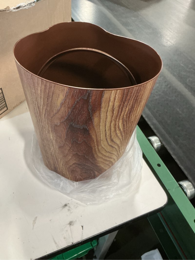 Condition photo showing Good Condition for Mobestech 13 Gallon Brown Polypropylene Trash Can with Wood Grain Design 29x22cm Brown