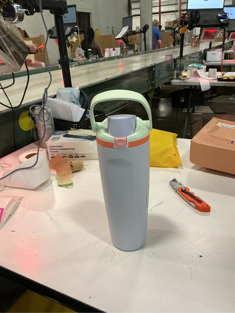Condition photo showing Good Condition for owala freesip sway insulated stainless steel water bottle with two-way spout, built-in straw and bucket handle, made for travel, school, and sports, 30oz, bpa free, leak proof, beach house beach house 30 ounces
