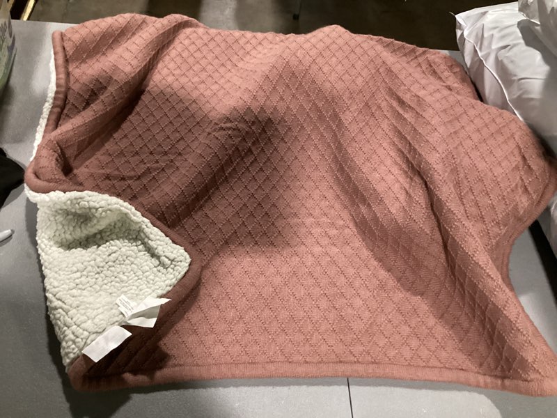 Condition photo showing Good Condition for similar to stock photo oeko tex 30''x40'' organic muslin cotton baby blanket for newborns, soft mink backing, essential for baby shower birthday gift - pink 75x100cm muslin pink