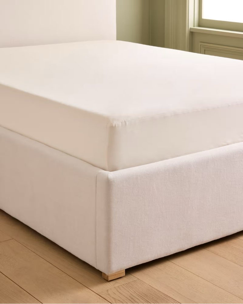 quince organic waterproof mattress protector natural queen
