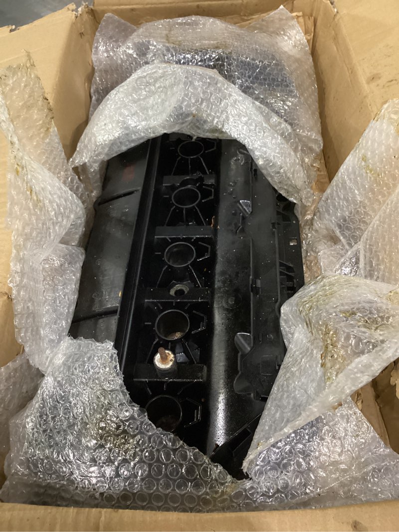 Condition photo showing As Is for used**** mitzone engine valve cover with bolts compatible with 09/2002-2006 bmw x5 x3 530i 525i 325i 325ci 325xi 330i 330xi 330ci z4 replace 11127512839 black-069