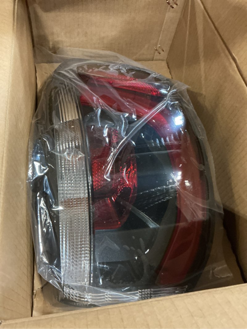 Condition photo showing Good Condition for outer tail light compatible with 2017 2018 2019 2020 2021 jeep compass - brake taillight assembly replacement for ch2805115 and 55112838ac - right passenger side rh - 55112838ac 2017-21 compass
