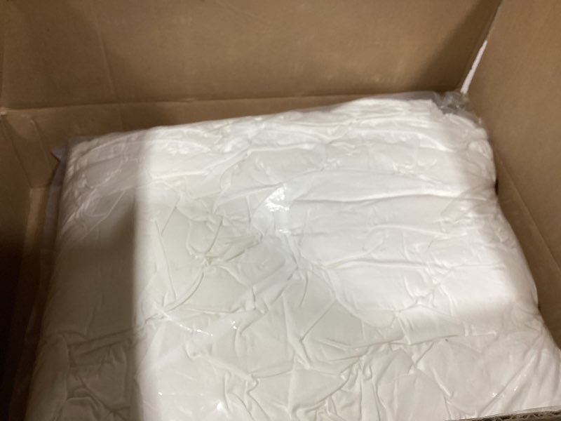 Condition photo showing New/Like New for ep mode light weight wool comforter for summer, purely natural duvet insert, 100% australian wool filling (150gsm, size king) light weight, 150gsm filling king, 104" x 90"