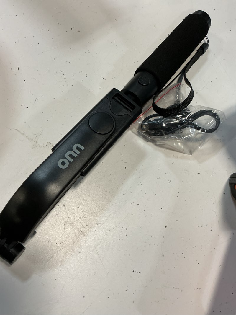 Condition photo showing Good Condition for onn bluetooth selfie stick – extendable to 40 in 360° rotating & tilting clamp with built-in rechargeable shutter and universal camera mount
