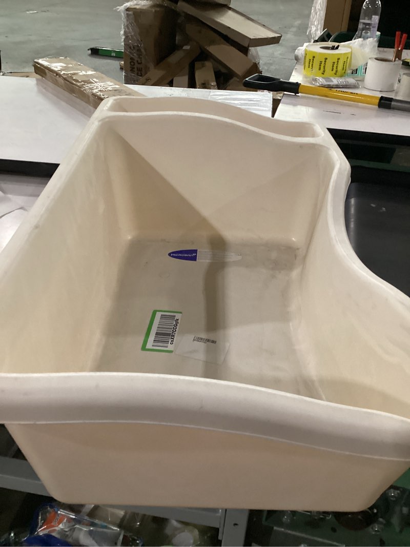 Condition photo showing As Is for petmate giant litter pan