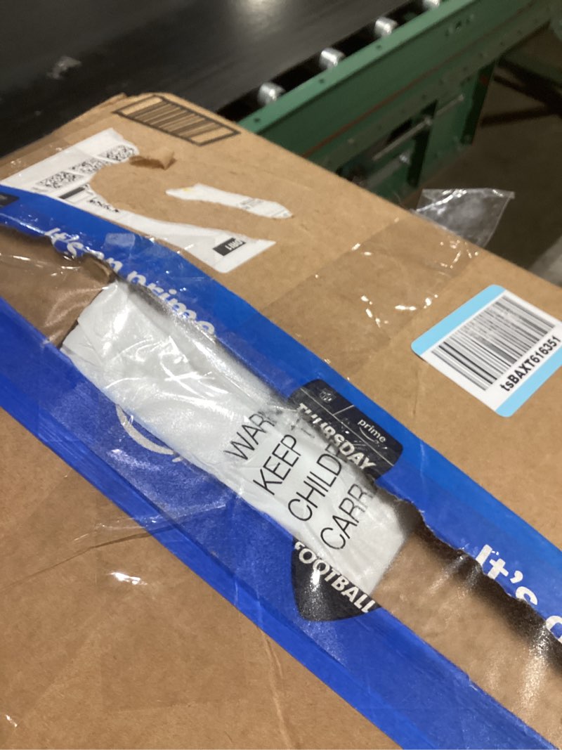 Condition photo showing New/Like New for Amazon Basics White Down Alternative Comforter and Duvet Insert with Corner Tabs (King, All-Season) King All-Season