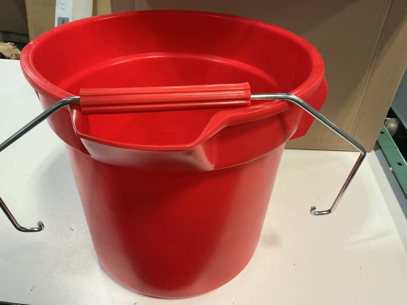 Condition photo showing As Is for rubbermai 10qt red round bucket red 