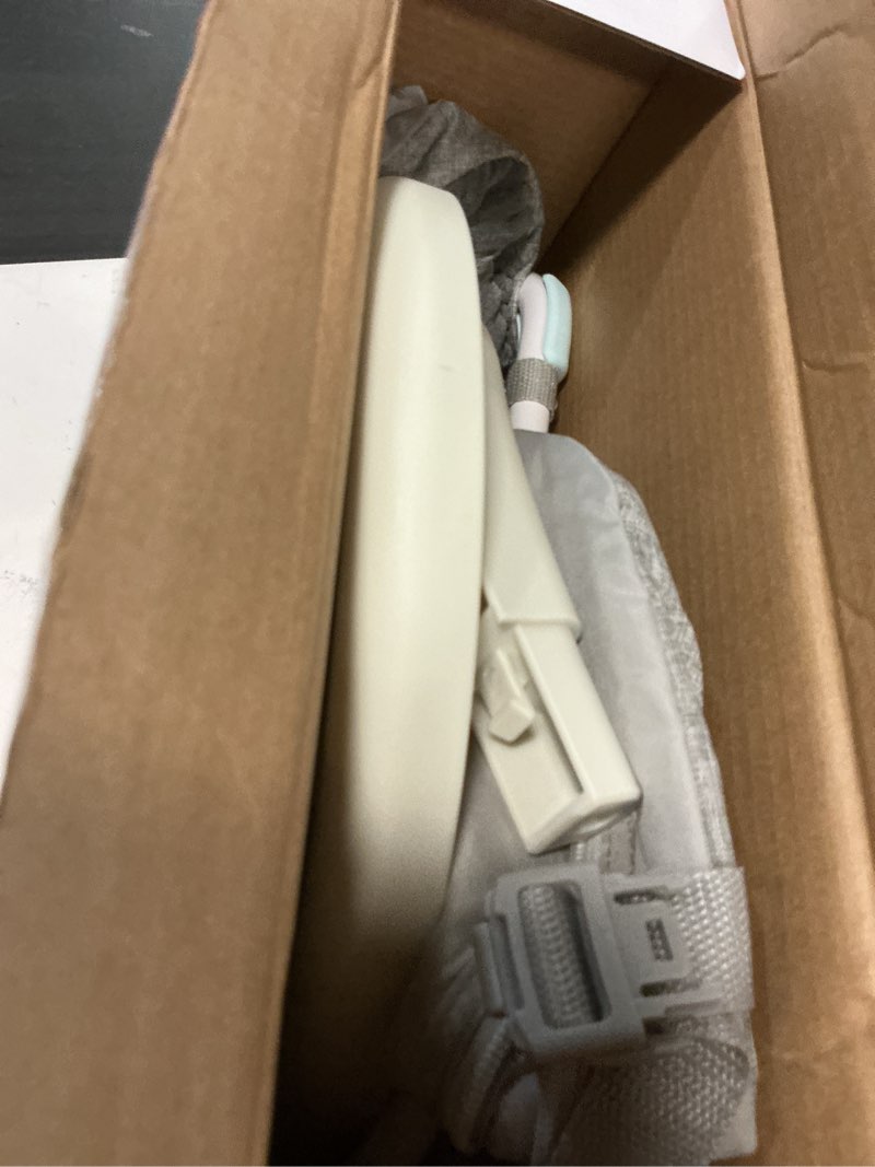 Condition photo showing New/Like New for skip hop baby ergonomic activity floor seat for upright sitting lightweight and travel-friendly silver lining cloud grey age 0+