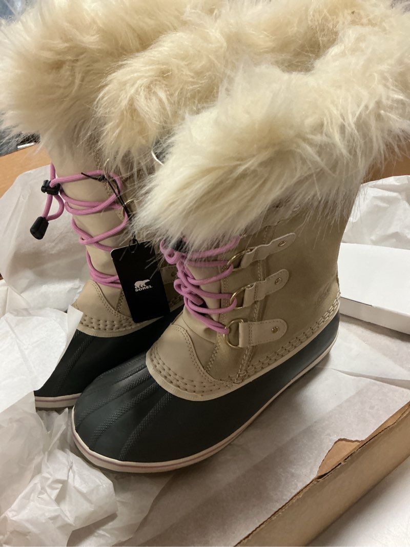 Condition photo showing Good Condition for sorel youth joan of artic wp boots tall fur new! youth 6 womens size 7