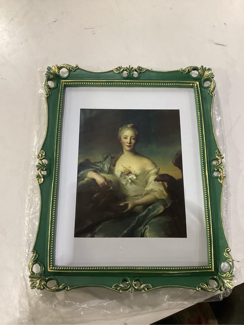 Condition photo showing New/Like New for SIMON'S SHOP 11x14 Picture Frame in Moss Green with Gold Accents, Vintage Picture Frames 11x14 with Mat for 8x10 Image, Gallery Wall and Tabletop Display Poster Frame 11x14 Moss Green