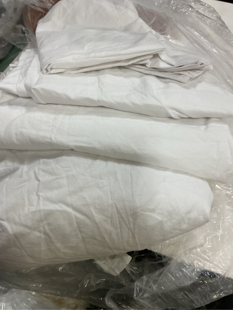 Condition photo showing Good Condition for classic organic percale sheet set, cal king, white