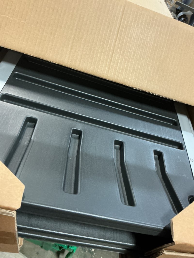 Condition photo showing Good Condition for petsafe happy ride deluxe compact telescoping dog car ramp, 29 - 70-in