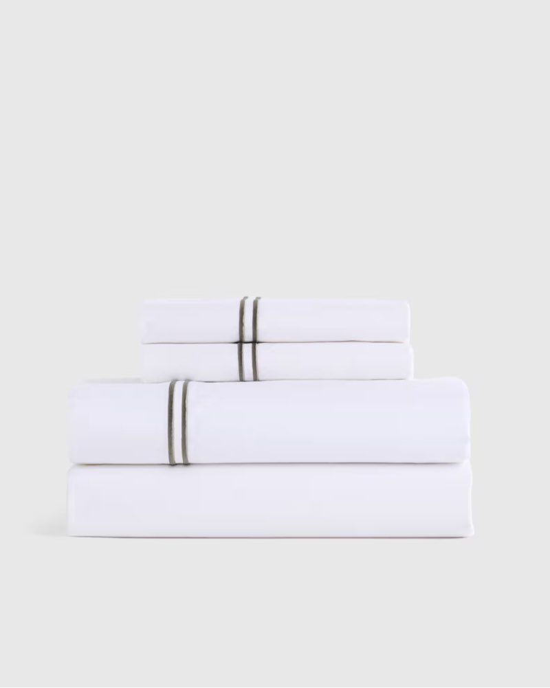 quince organic crisp percale embellished sheet set queen white/dusty olive