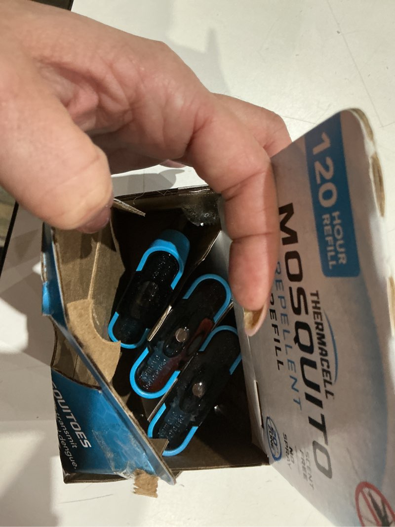Condition photo showing Good Condition for thermacell rechargeable mosquito repeller refills; advanced repellent formula provides 20 foot protection zone; compatible with thermacell e-series & radius only; no deet, spray or flame