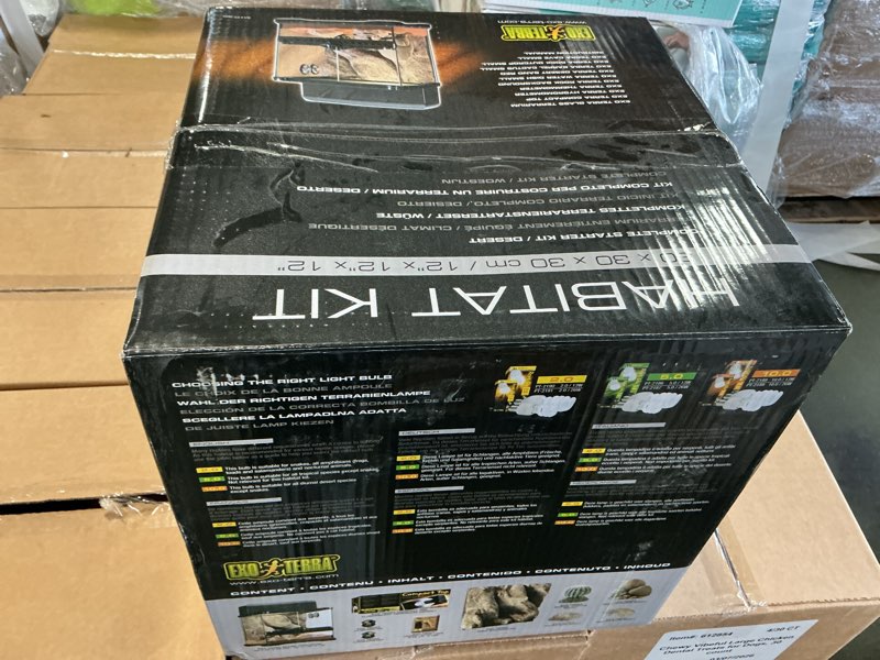 Condition photo showing New/Like New for Exo Terra Small 7.5-Gallon Desert Reptile Habitat Kit