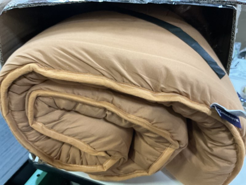 Condition photo showing Good Condition for zelladorra japanese floor mattress, futon mattress with portable storage bag and washable cover, roll up thick tatami mat suitable for camping, guest room, light coffee, twin twin (80"l x 39"w) light coffee ( 4"th + dust cover ?