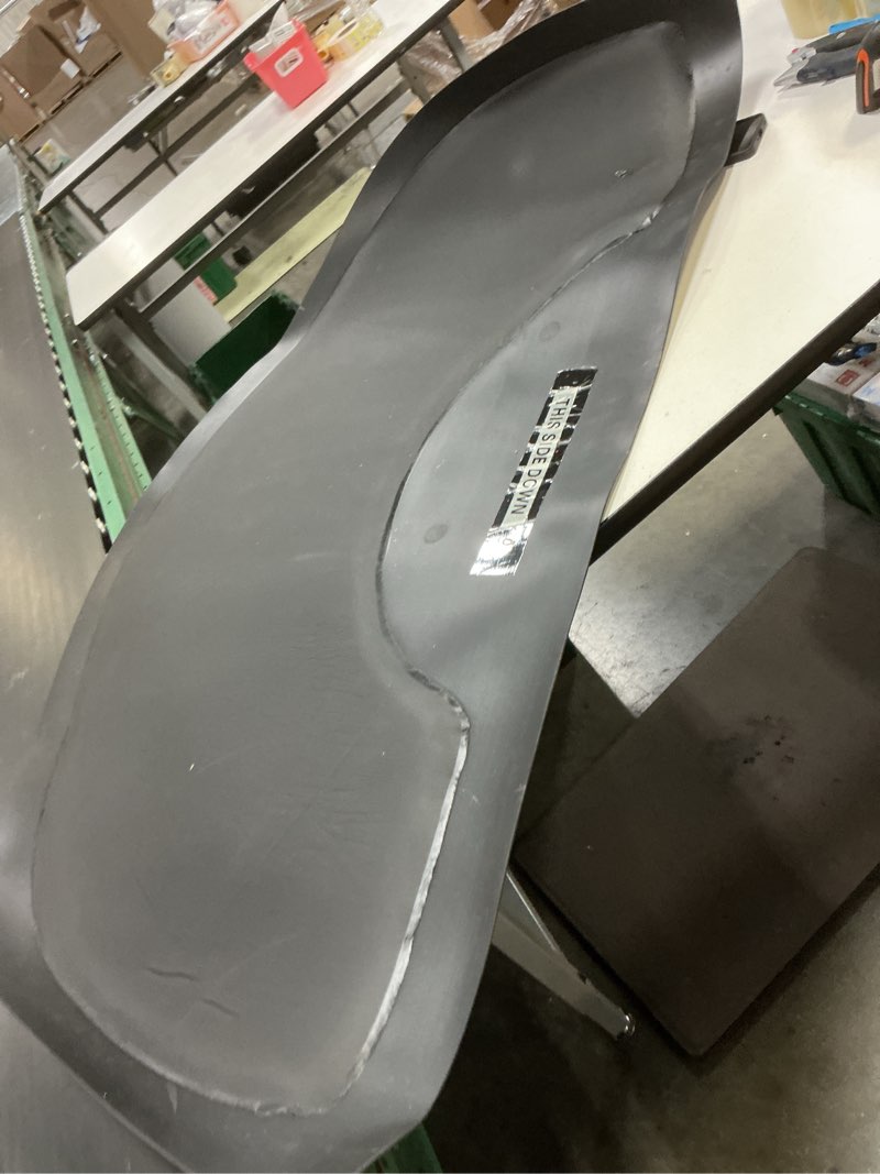 Condition photo showing Good Condition for omysalon floor mat mats2.4r-12