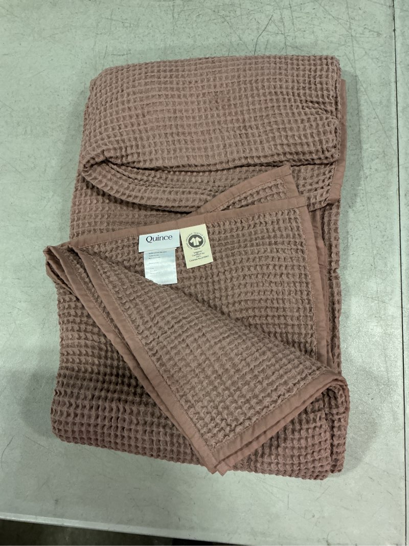 Condition photo showing New/Like New for bamboo sheet set  