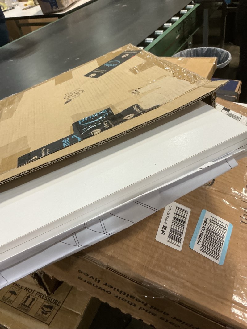 Condition photo showing Good Condition for Furinno Cubicle Cube Insert, 9-Compartment Cube Organizer, Fits into Furinno Extra Thick Cubes, for Organizers and Storage, White (Does not fit IKEA Kallax Shelving) White 9-Compartment Insert