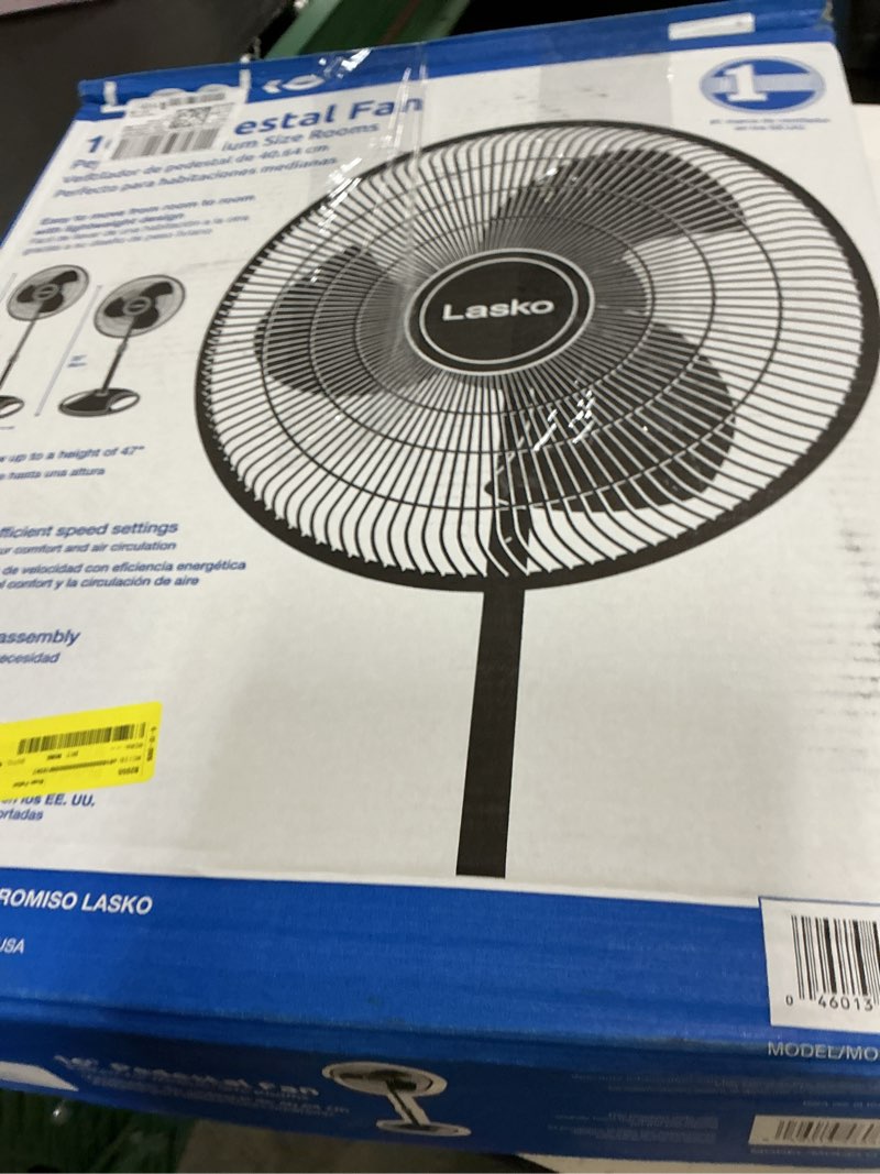 Condition photo showing Good Condition for lasko 16" oscillating adjustable pedestal fan with 3-speeds, s16500, black