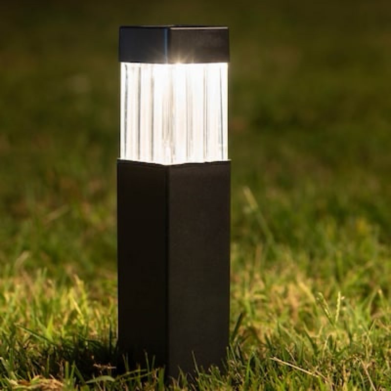 2 harbor breeze 5 -lumens matte black solar led outdoor path light with dusk-to-dawn sensor