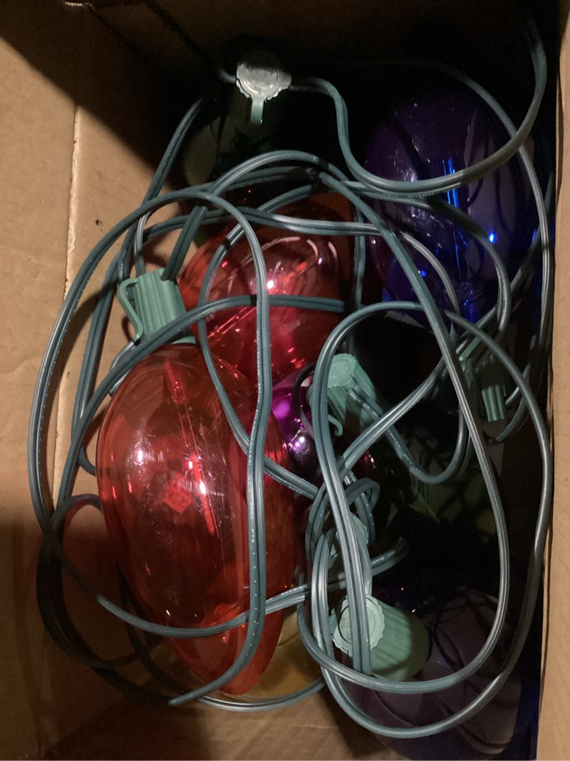 Condition photo showing As Is for suraielec c9 christmas pathway lights, 25ft outdoor christmas light with 25 stakes, 25 multicolored led bulbs, connetable string lights for yard, walkway, driveway decor, waterproof, ul listed multicolor 1 pack