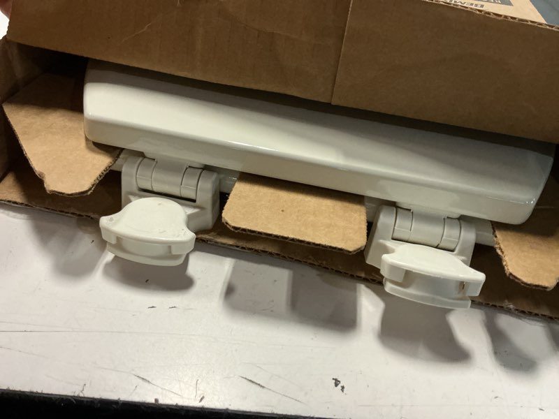 Condition photo showing As Is for bemis 500ec346 round closed front toilet seat with cover in biscuit