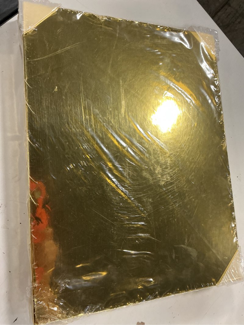 Condition photo showing New/Like New for uoering gold extra large gift box 2pcs 17x13x11 inch,luxury gift box with lid for birthday christmas valentine's day mother's day (includes pull bows,card,envelope,filler) gold / 2pcs