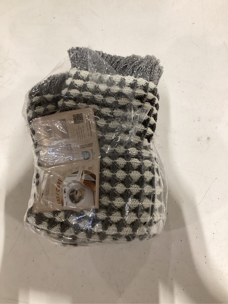 Condition photo showing Good Condition for smiry waffle bath mat 24x16, extra soft absorbent bathroom rugs, non slip machine washable quick dry bath rugs for bathroom floor, tub, shower, home decor accessories, darkgrey & cream darkgrey & cream rectangular 24'' x 16''