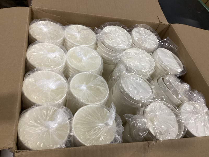 Condition photo showing New/Like New for [200 count] 16 oz disposable white paper soup containers with lids combo - pint ice cream containers, frozen yogurt cups, restaurant, microwavable, take out, to go deli containers, recyclable