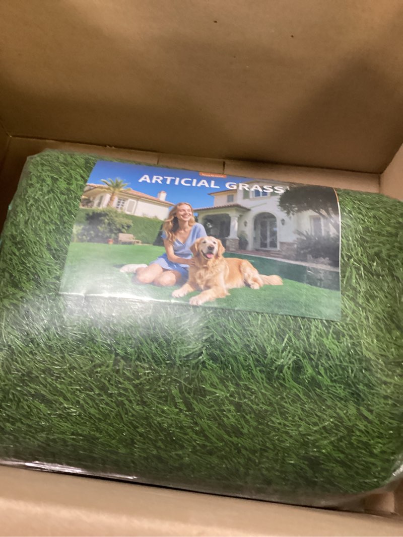 Condition photo showing Good Condition for LOOBANI Synthetic Artificial Turf Roll, Artificial Grass for Dog Potty with Drainage Holes, Fake Grass Rug for Garden Landscape Balcony Patio Backyard Decoration, 4 Feet x 6 Feet