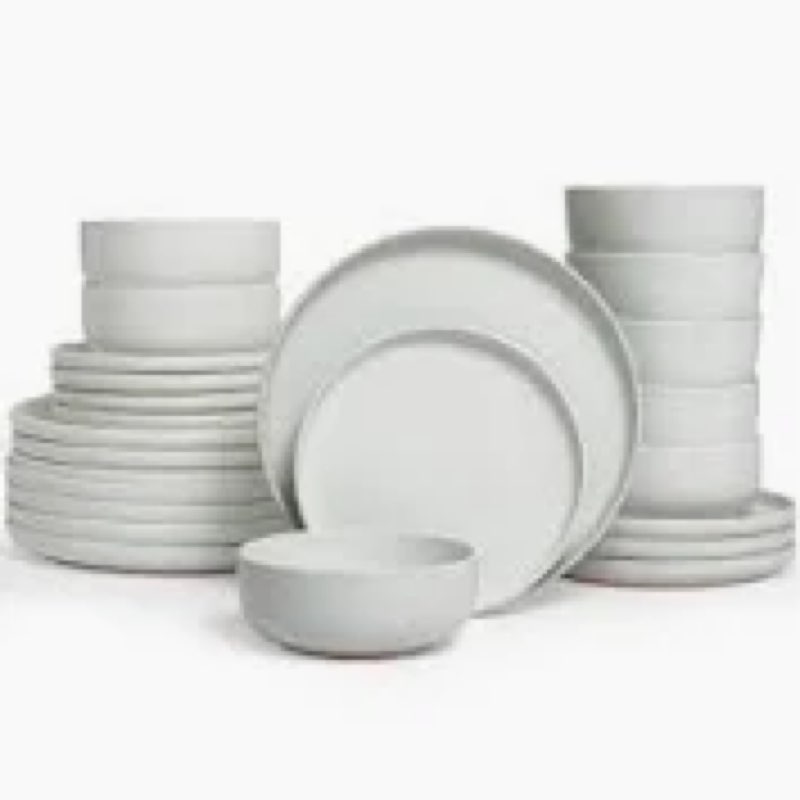 famiware 24 piece stoneware dinnerware set - service for 8 color: white