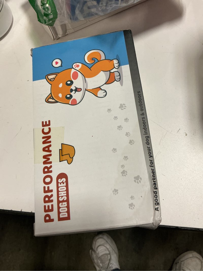 Condition photo showing New/Like New for QUMY Dog Shoes for Large Dogs, Medium Dog Boots & Paw Protectors for Winter Snowy Day, Summer Hot Pavement, Water-Resistant in Rainy Weather, Outdoor Walking, Indoor Hardfloors Skid-Resistant Sole Pink Size 6: 2.6''x3.0''(W*L) (Pack of 4)