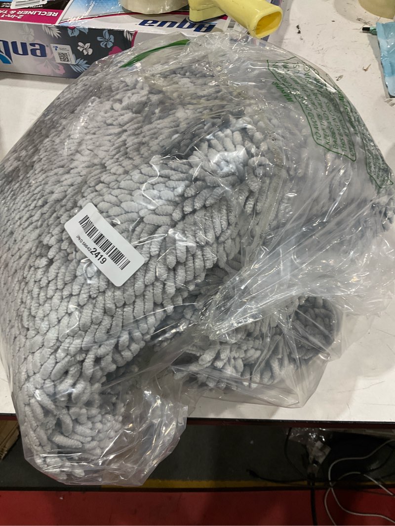 Condition photo showing Good Condition for yimobra large bathroom rug non slip 36x24 inch, extra thick soft absorbent chenille bath mat, machine washable bath rugs for bathroom floor, tub and shower, home decor accessories, light grey light grey solid rectangular 36" x 24"