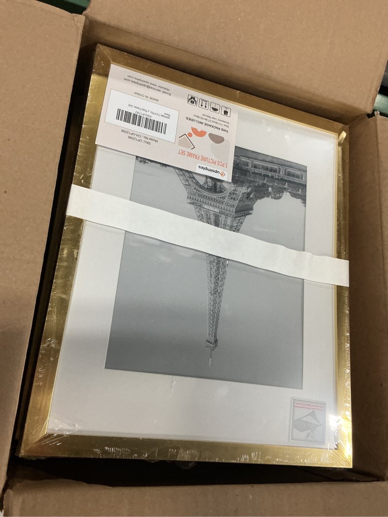 Condition photo showing Good Condition for upsimples 11x14 picture frame set of 5, display pictures 8x10 with mat or 11x14 without mat, wall gallery photo frames, gold gold 11x14