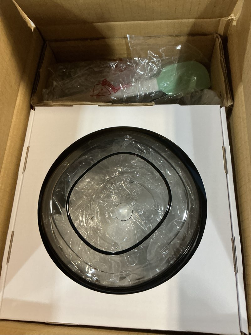 Condition photo showing New/Like New for la reveuse food processor,electric food chopper with 7-cup (1.7l) glass bowl, 4 bi-level blades for chopping,grinding,mincing,whisking,meal prep,300w,blue