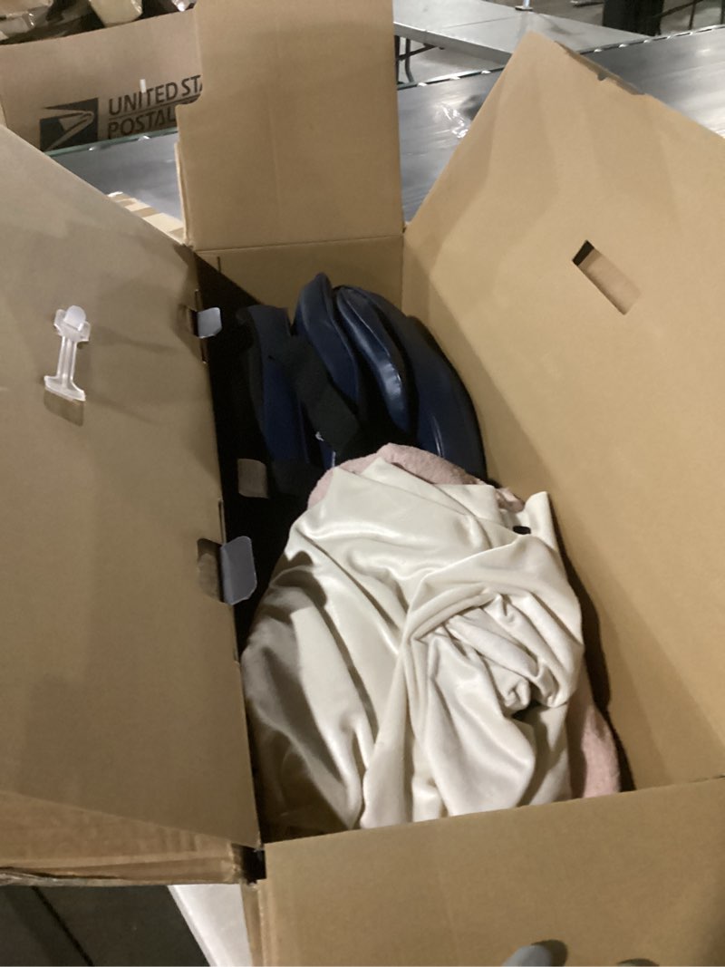 Condition photo showing Good Condition for rainwolf shiatsu neck and back massage cushion with heat - 4d deep tissue kneading full-back massager for relief fatigue, adjustable intensity & height, for office chair & home navy