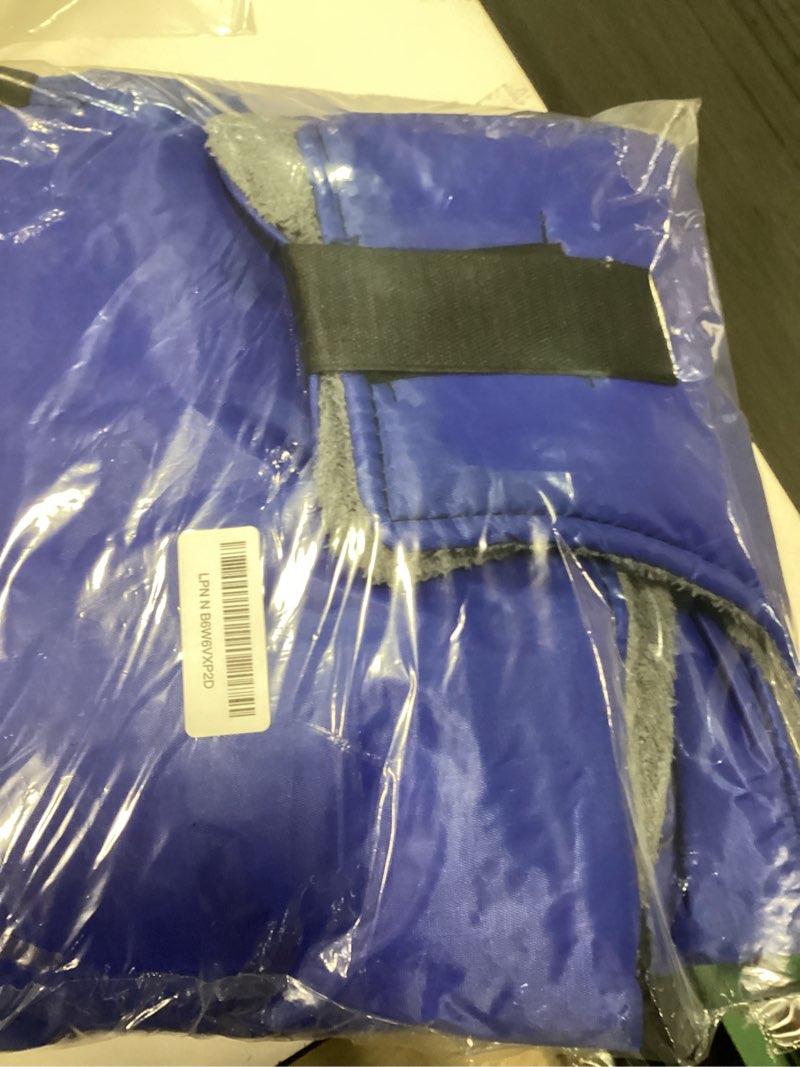 Condition photo showing Good Condition for tehaux goat blanket, sheep blanket livestock shelter windproof goat coat warmming thickened calf blanket for calf goat horse sheep - 108 * 85cm/42.44 * 33.41inch (random color)