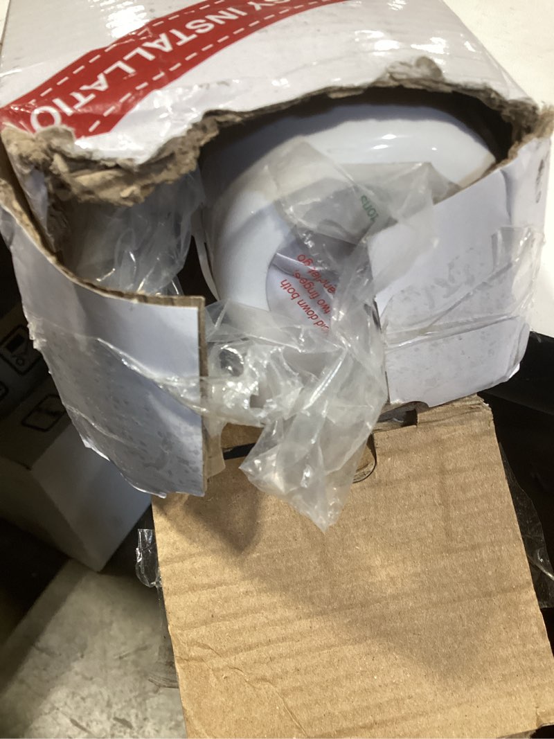 Condition photo showing New/Like New for reinforced 80 inch extra wide retractable baby gate with support rods, indoor/outdoor retractable pet gates for wide openings, 33” tall mesh dog gate indoor extra long baby gates for decks, white white 33" tall x 80" wide? with reinforced bar ?